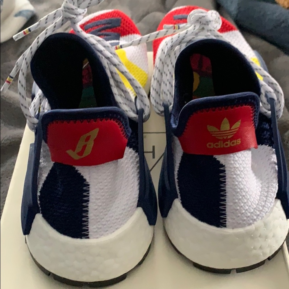 adidas gazelle silver green womens adidas Consortium x Pharrell Williams BBC Hu NMD